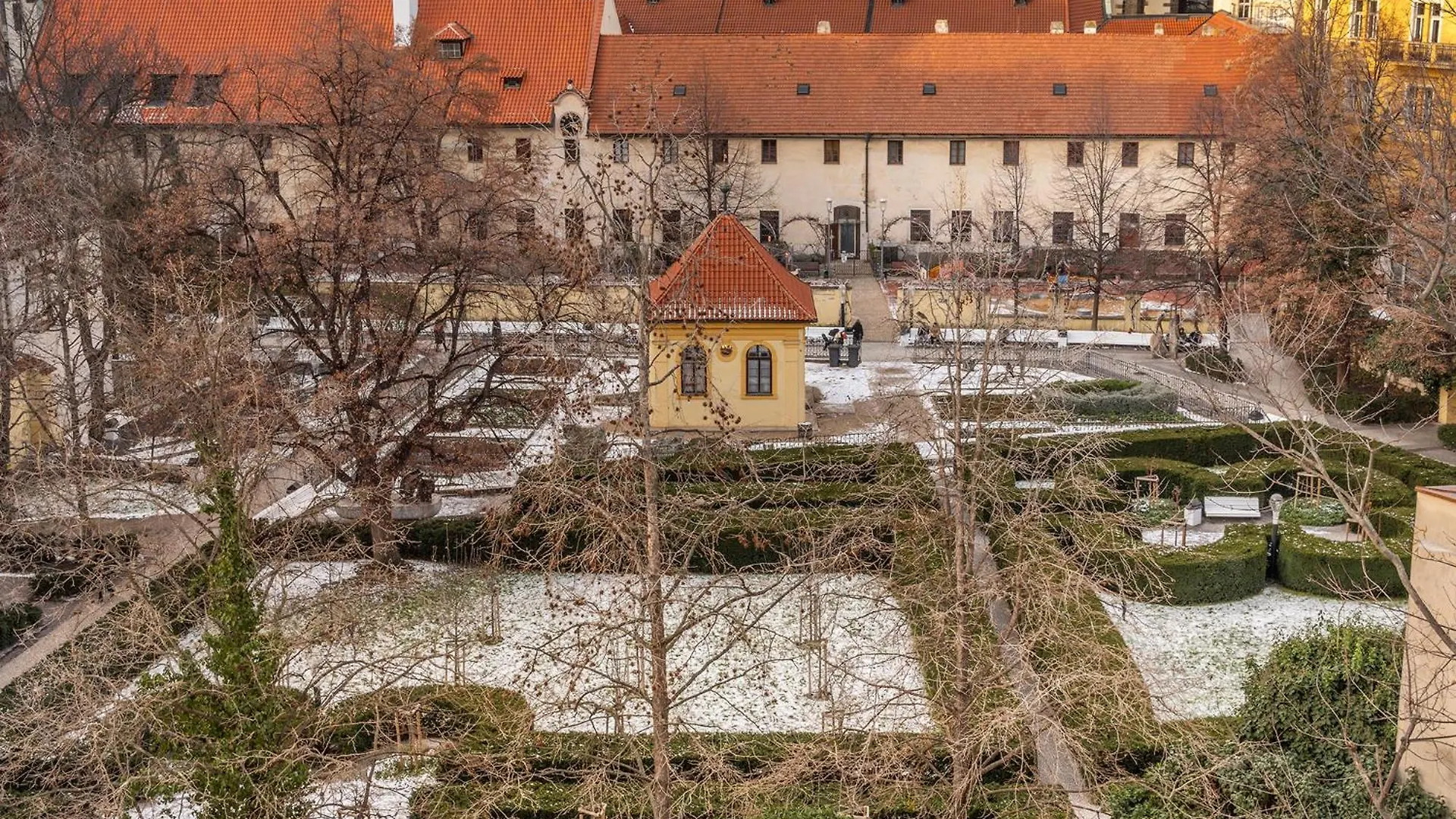 Vodickova Luxury Suites Prague 0*,