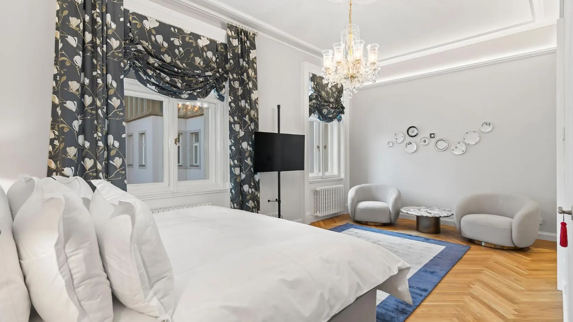 Vodickova Luxury Suites Prague Apartment